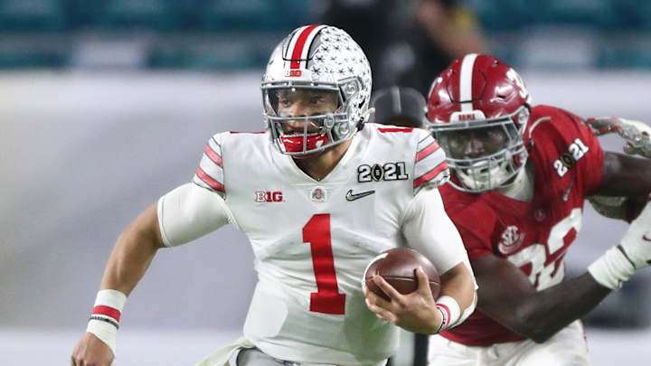 Justin Fields Leaves an Impression