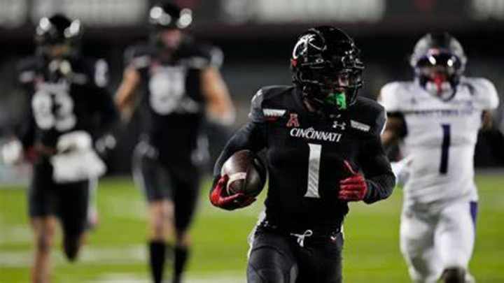 Cowboys Meet WR Prospect Tyler Scott: Work with Dak Prescott, 'Need for Speed?' Cowboys Meet WR Prospect Tyler Scott: Work with Dak Prescott, 'Need for Speed?'