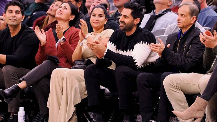 Hasan Minhaj Blasts Skip Bayless Over Reaction to Giannis’s Daily Show ‘Roast’ Hasan Minhaj Blasts Skip Bayless Over Reaction to Giannis’s Daily Show ‘Roast’