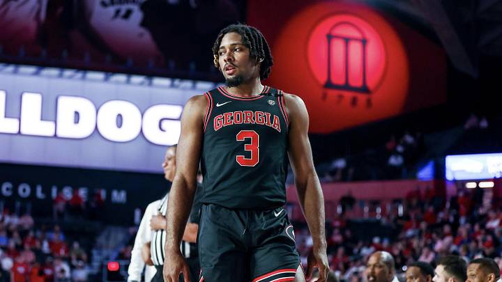 Bulldogs End Regular Season With Loss 61-55