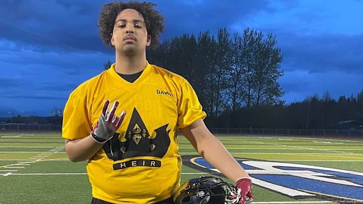 Huskies Offer Tacoma OT Who Witnessed UW 2021 Implosion Huskies Offer Tacoma OT Who Witnessed UW 2021 Implosion