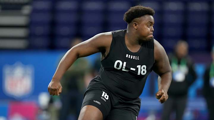 Zach Charbonnet, Jon Gaines II Represent UCLA at NFL Combine