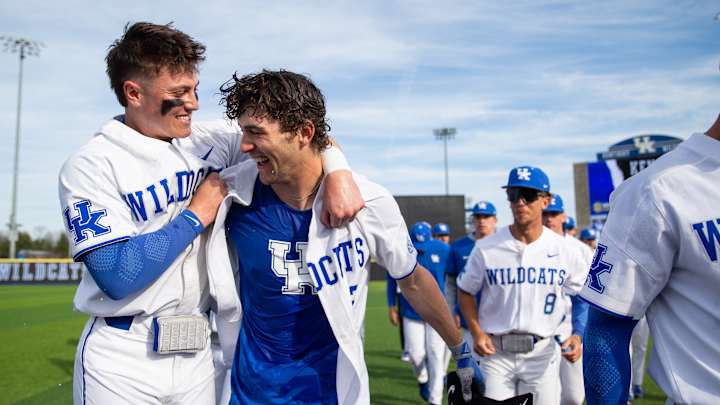Kentucky Jumps Eight Spots to No. 10 in Latest D1Baseball Poll