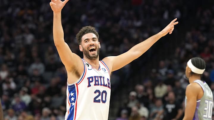 Georges Niang Receives Praise for Offensive Persistence