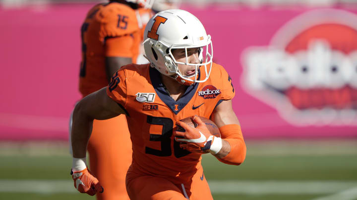 Bills Draft: Illinois DB Sydney Brown Provides Depth, Pop at Safety Bills Draft: Illinois DB Sydney Brown Provides Depth, Pop at Safety