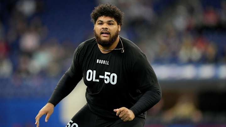 Darnell Wright Meets With Host Of Teams At Combine