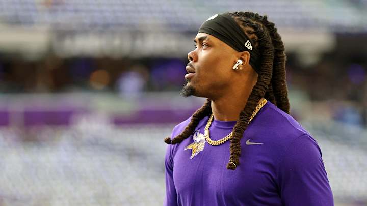 Vikings Receiver KJ Osborn Helped Save Man From Burning Car