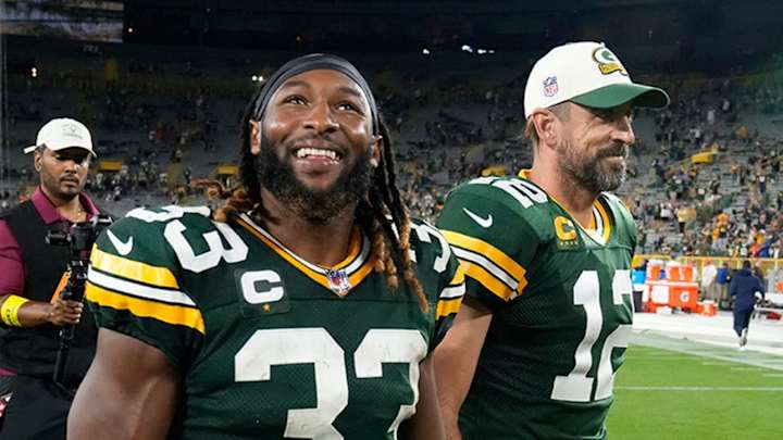 Packers’ Jones Has Message for Jets Fans Amid Aaron Rodgers Rumors