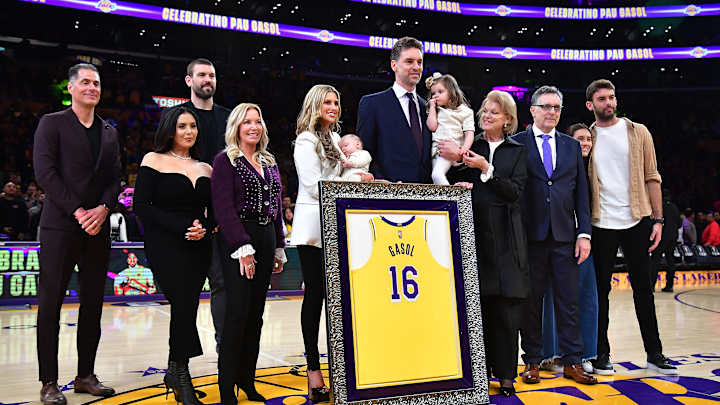 Lakers News: Stars Arrive In Droves For Pau Gasol Jersey Retirement