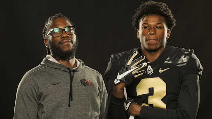 UW Gets in Line With Offer for Indiana Receiver Named Nitro