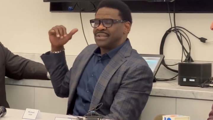 Cowboys Ex Michael Irvin Compares Marriott Accusation to Racist Lynch Mob ‘Hanging’ Cowboys Ex Michael Irvin Compares Marriott Accusation to Racist Lynch Mob ‘Hanging’