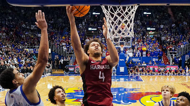 Report: UCLA Men's Basketball Targeting Harvard F Chris Ledlum