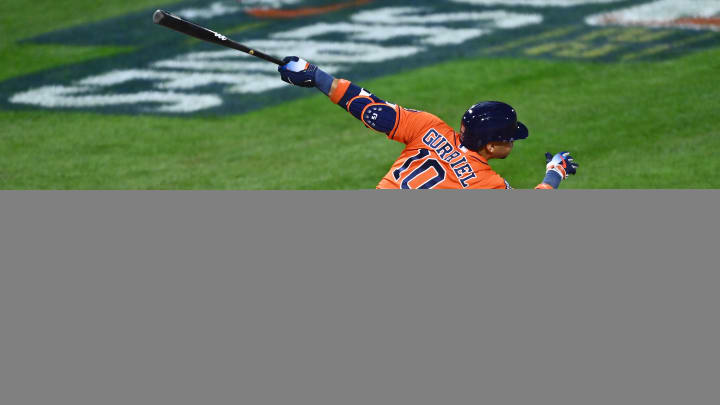 Yuli Gurriel Could Be Close to Deal With New MLB Team