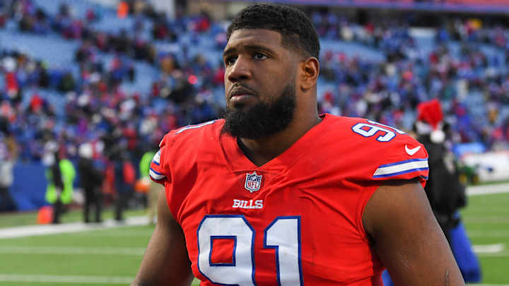Bills' Ed Oliver Has Contract Message for Buffalo: 'I Don't Want to Talk!'