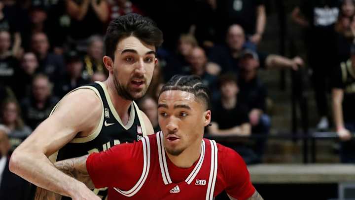 Indiana Freshman Jalen Hood-Schifino Confident Running the Show in Postseason Play