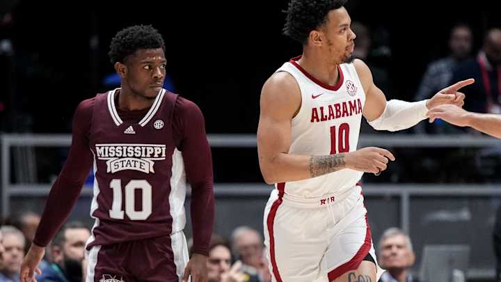 Nate Oats Provides Injury Update on Dom Welch Nate Oats Provides Injury Update on Dom Welch