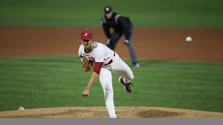 Alabama Baseball Drops Its First Game of the Season to Columbia 10-7