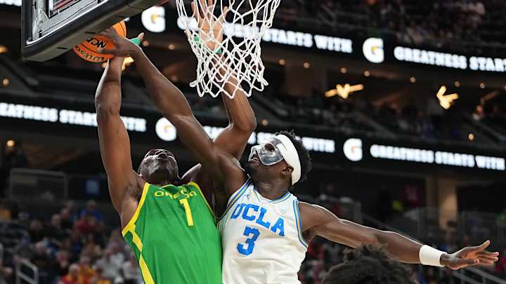UCLA Big Man Adem Bona Suffers Shoulder Injury, Out vs. Arizona UCLA Big Man Adem Bona Suffers Shoulder Injury, Out vs. Arizona