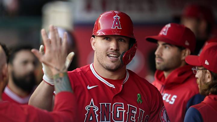 Angels News: Mike Trout’s Peers, Opposing Managers Call Him ‘Best Player Ever’