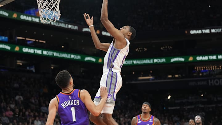 Western Conference Recaps, March 11: Kings Overcome De'Aaron Fox's Struggles To Defeat Kevin Durant-Less Suns