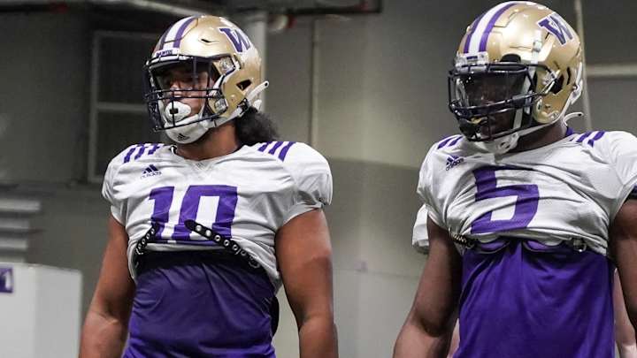 Husky Linebacking Corps Suddenly Got a Lot Better