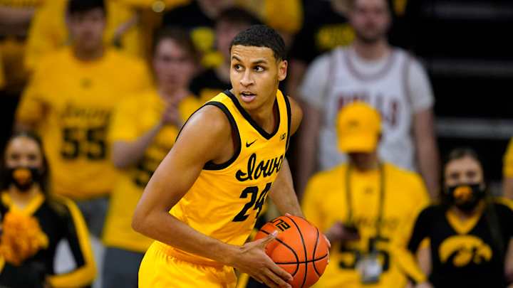 A look at the Iowa Hawkeyes, Auburn's opening round opponent in the NCAA tournament