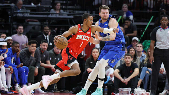 Rockets' Jabari Smith Jr. Joins Elite Company vs. Bulls Rockets' Jabari Smith Jr. Joins Elite Company vs. Bulls