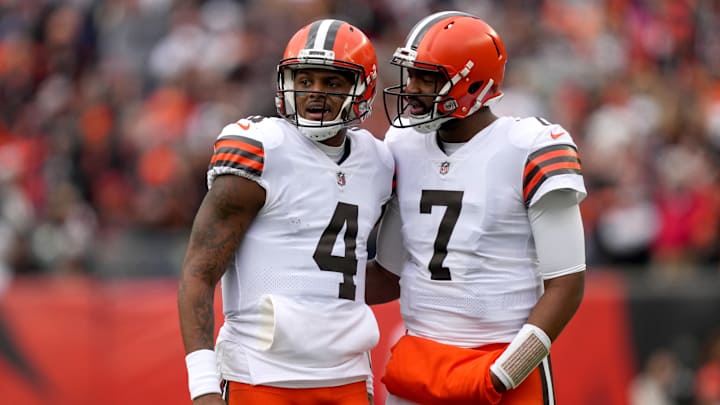 Buccaneers Interested in Multiple Free Agent Quarterbacks to Replace Tom Brady