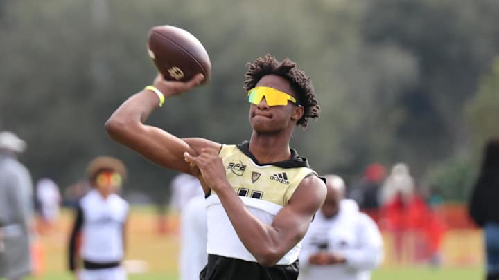 Miami Hurricanes Offer South Florida Prep Quarterback Cedrick Bailey Miami Hurricanes Offer South Florida Prep Quarterback Cedrick Bailey