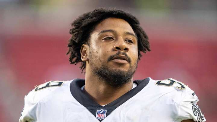 BREAKING: Panthers Agree to Deal with DT Shy Tuttle