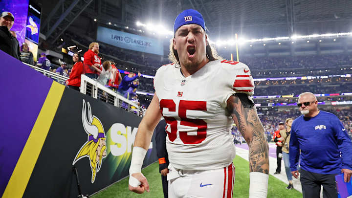 New Commanders O-Line Gives Team 'Versatility,' Says GM Martin Mayhew New Commanders O-Line Gives Team 'Versatility,' Says GM Martin Mayhew