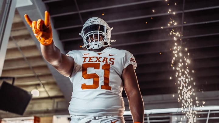 In-State OL Cruz, Mother 'Love' Steve Sarkisian, Longhorns In-State OL Cruz, Mother 'Love' Steve Sarkisian, Longhorns