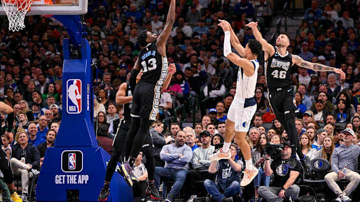 Mavs Inching Closer to Rock Bottom: 3 Big Takeaways From Loss to Grizzles