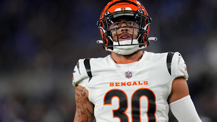 Falcons Ink Former Bengals Star Jessie Bates to Huge Four-Year Deal, per Report