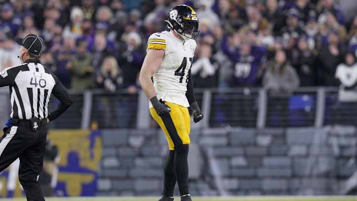 Raiders Signing Former Steelers ILB Robert Spillane