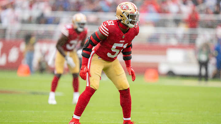 Azeez Al-Shaair Agrees to Sign with the Titans Azeez Al-Shaair Agrees to Sign with the Titans