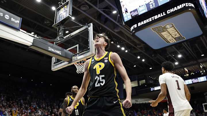 Pitt F Guillermo Diaz Graham Stands Tall in Spot Start