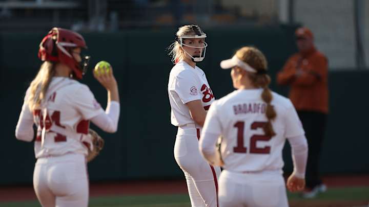 Live Updates: Alabama Softball vs. Auburn (Series Finale) Live Updates: Alabama Softball vs. Auburn (Series Finale)