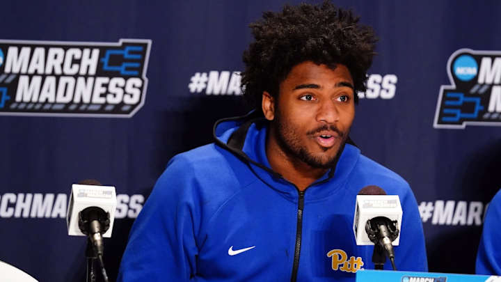 Pitt F Blake Hinson Moves Past Time at Iowa State