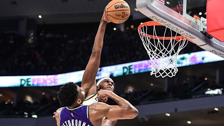 The Milwaukee Bucks stumble in the second half, bow to the Indiana Pacers