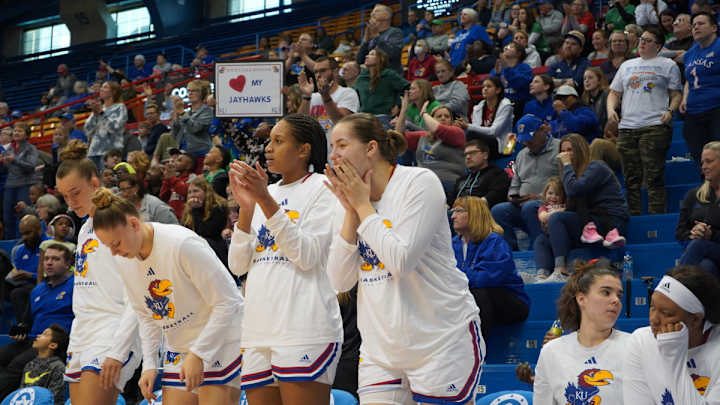 Huge third quarter powers Jayhawks to win over Lady Toppers, 86-72