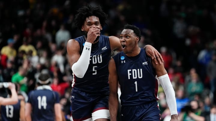 Under Armour is the True Cinderella of NCAA Tournament Under Armour is the True Cinderella of NCAA Tournament