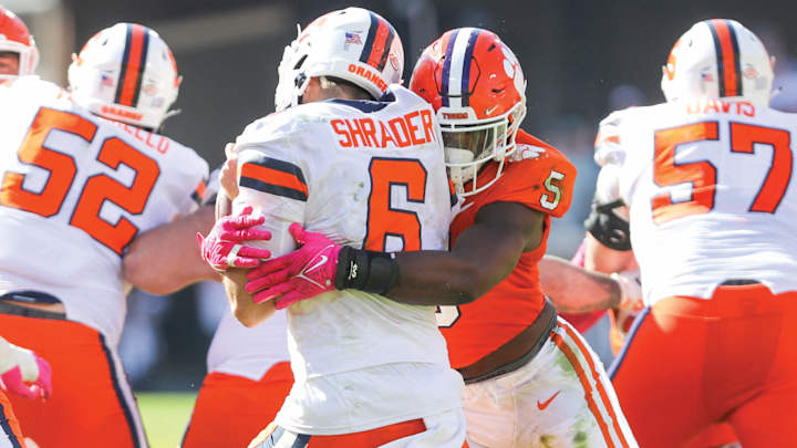 KJ Henry Looks to Improve NFL Draft Stock