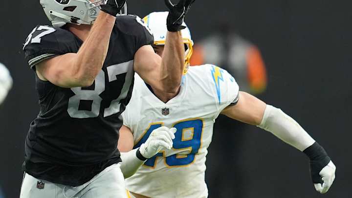 Potential Bengals Target Foster Moreau Leaves Cincinnati Without Contract, Visiting Saints