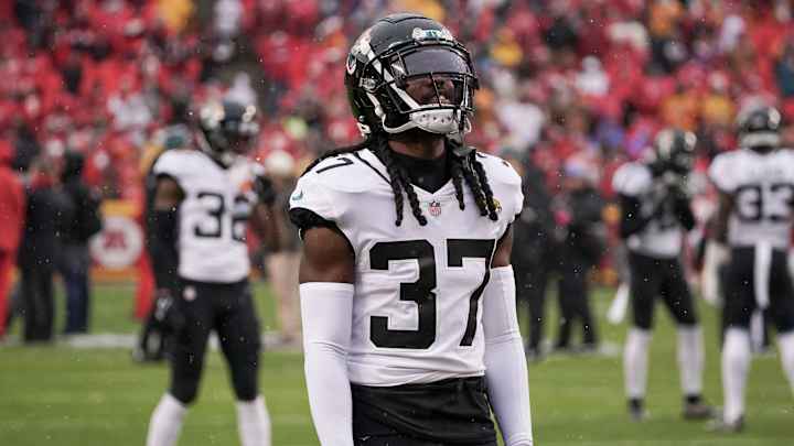 2023 NFL Free Agency: Jaguars Re-Sign Tre Herndon