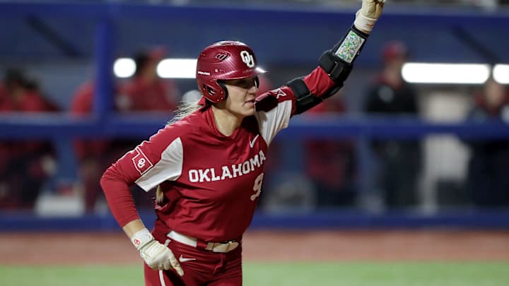 OU Softball: Oklahoma 'Taking Pride' in Preparing For Opponent's Pitching Strategy OU Softball: Oklahoma 'Taking Pride' in Preparing For Opponent's Pitching Strategy