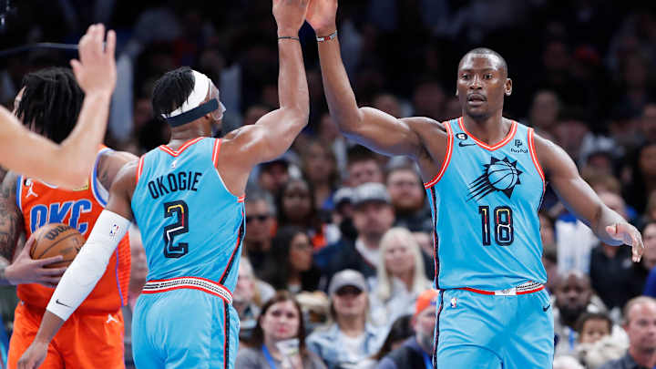 Phoenix Suns: Two Keys to Victory Against Los Angeles Lakers Phoenix Suns: Two Keys to Victory Against Los Angeles Lakers