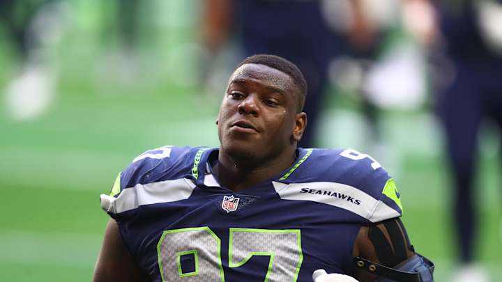 Bills 'Expressing Interest' in Signing Seahawks DT Poona Ford - Report