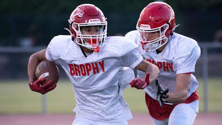 Cornerback Cree Thomas Could Grow A Pipeline For Notre Dame Cornerback Cree Thomas Could Grow A Pipeline For Notre Dame