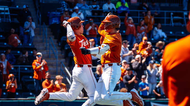 Longhorns Notebook: Bats Stay Hot, Pitching Cruises in New Orleans Sweep Longhorns Notebook: Bats Stay Hot, Pitching Cruises in New Orleans Sweep